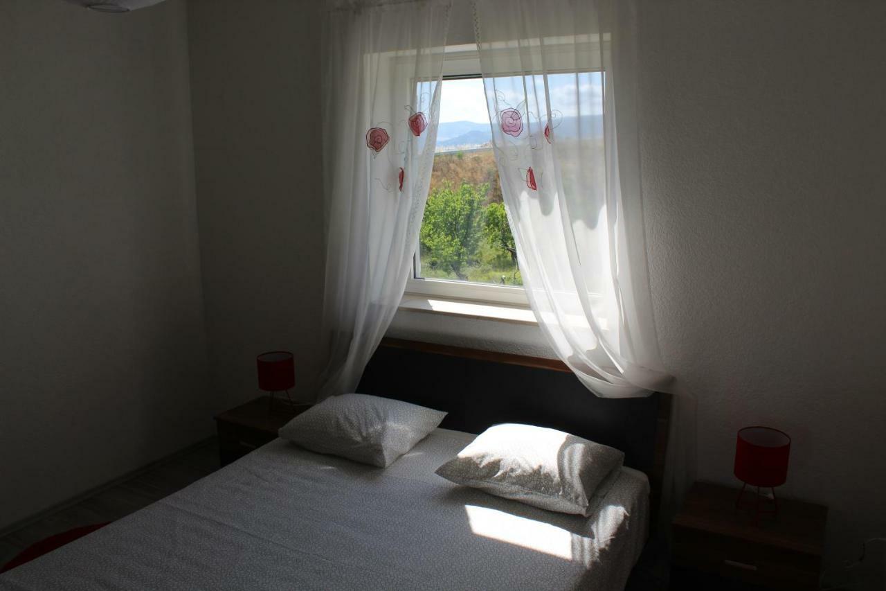 Cvita Kaštela Buitenkant foto